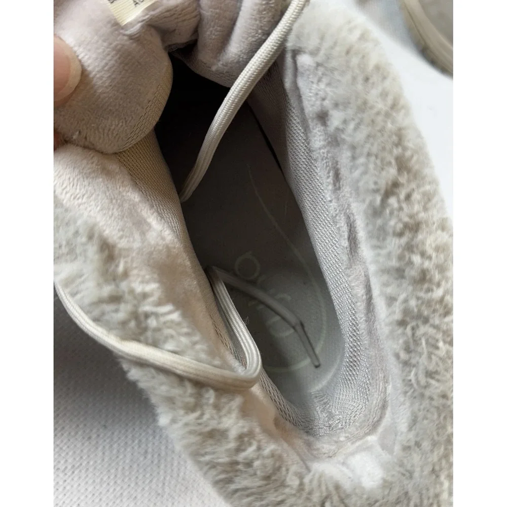 Ryka Aubonne Lace Shoes Womens Size 10M Beige Faux Fur Quilted Winter Boots Warm